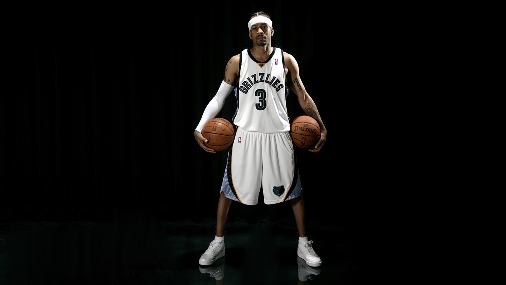 NBA历史最震撼的10个扣篮，nba历史实战扣篮排名