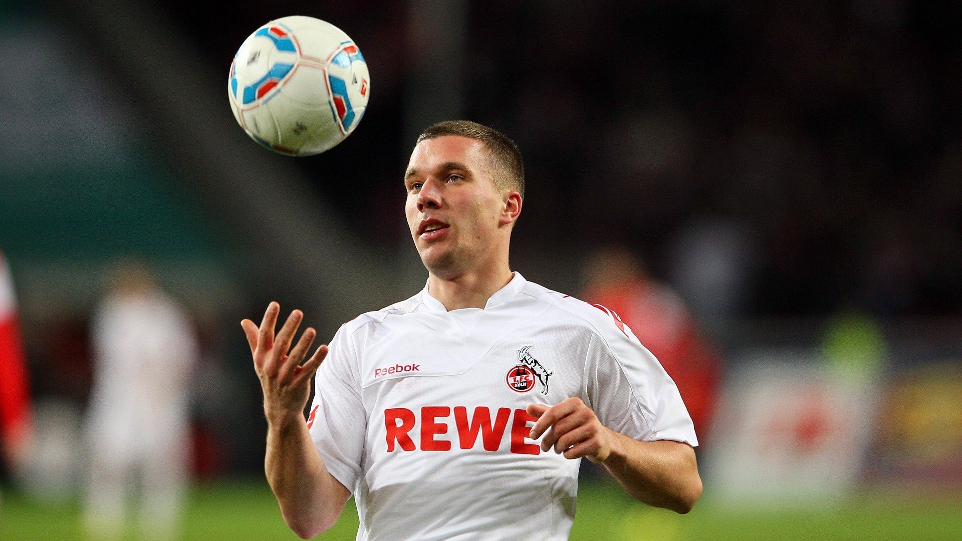 足坛最传奇瞬间，足坛传奇名将